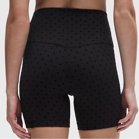 lululemon Align High Rise Short 6” in ‘Polka Flock’ (Size 4) - Picture 2 of 5